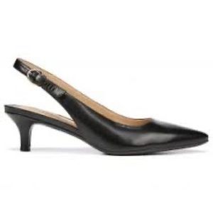 Naturalized Slingback Pump